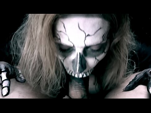 ❤️ Demon cailín sucking coileach lena béal dubh agus shlogtha cum. ❌  Porn álainn  ag porn % ga.befuck-net.ru%