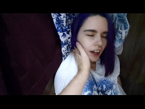 ❤️ Aimsíodh mo SIS sa closet agus chabhraigh sí cum ❌ Porn álainn ag porn % ga.befuck-net.ru%